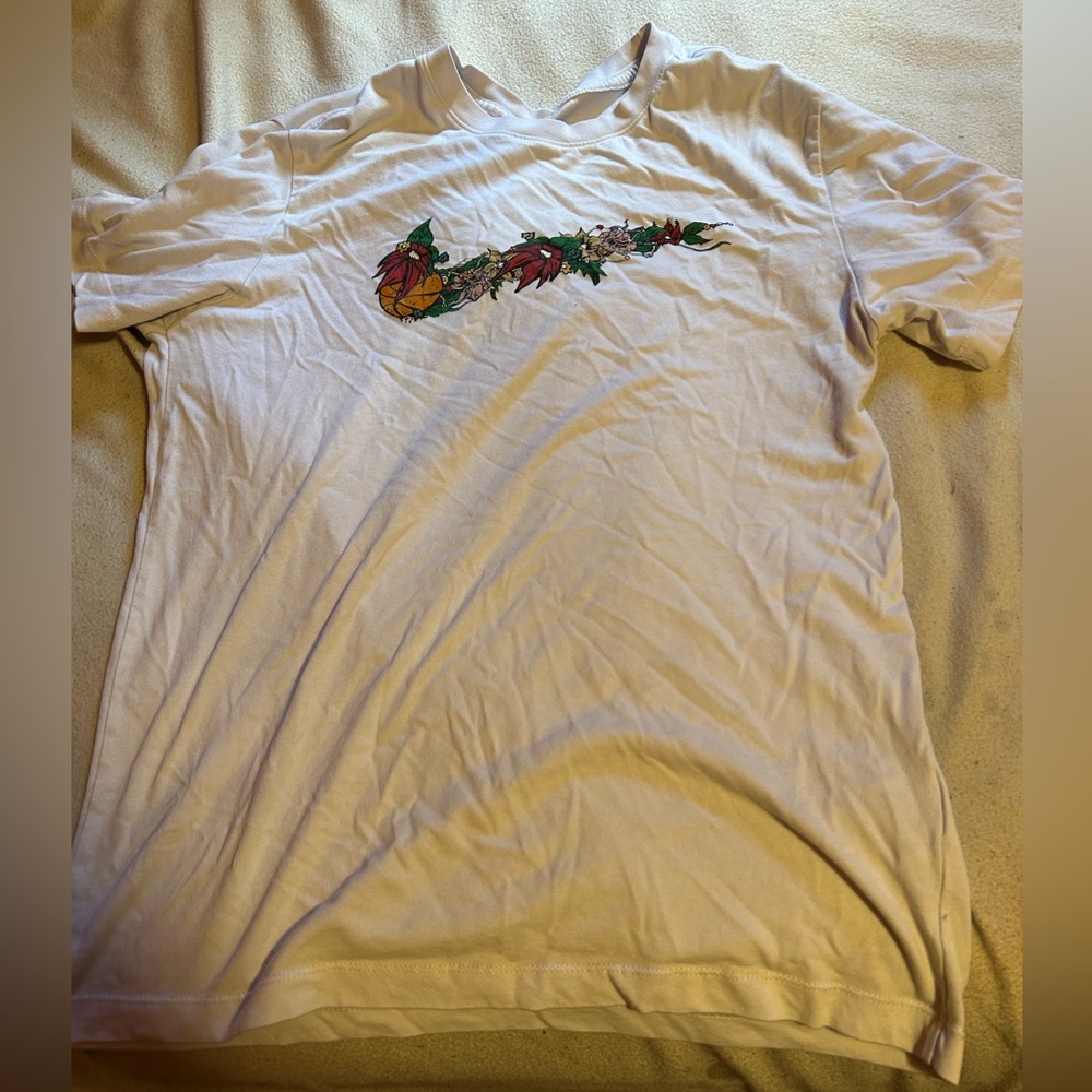 White Nike t-shirt